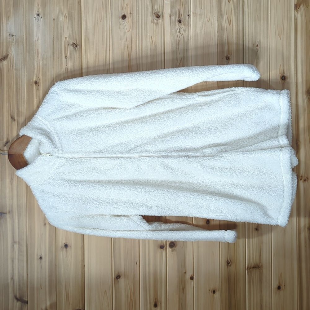 Aerie Romper Womens Medium‎ White Sherpa Fleece Shorts Romper Holidays Cozy